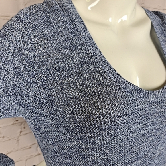THEORY Women's Scoop Neck Pullover Sweater in Prosecco (Blue/White) - Picture 4 of 12